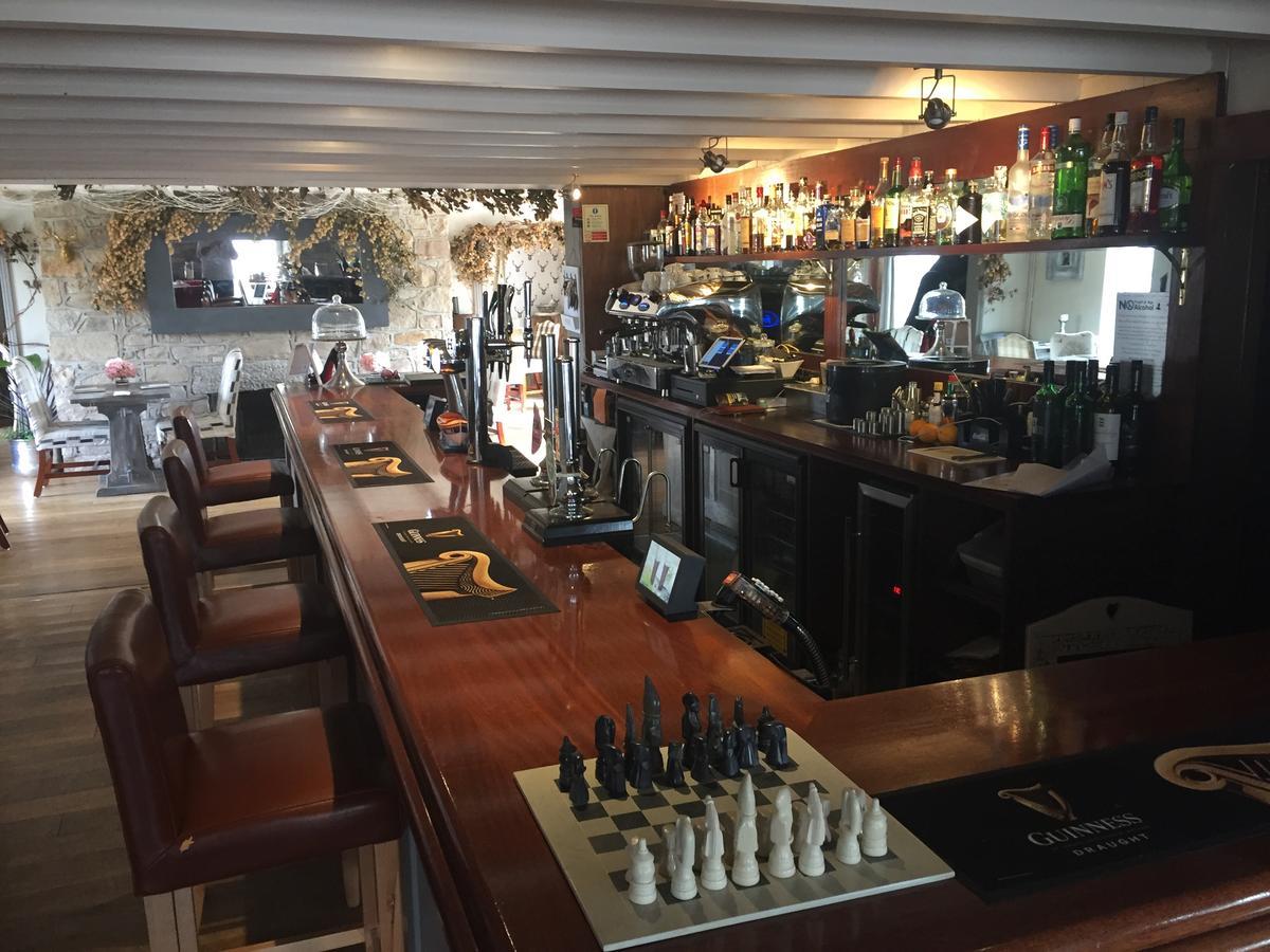 Coach And Horses Inn Penzance Exterior photo